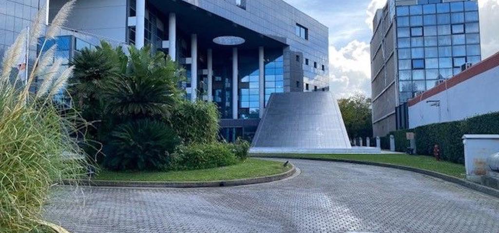 Glaxo's former premises to house JP Morgan's new offices in Athens Glaxo's former premises to house JP Morgan's new offices in Athens